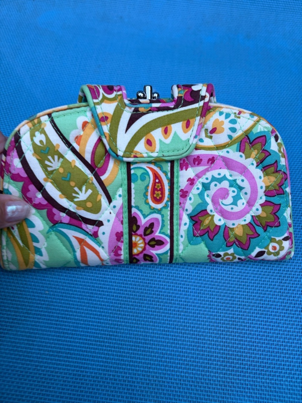 VERA BRADLEY Quilted Paisley Snap-Closure Wallet - Green/Pink RETIRED